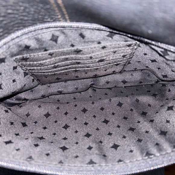 Fossil Morgan Traveler Black Pebbled Leather Crossbody Handbag - Picture 5 of 6